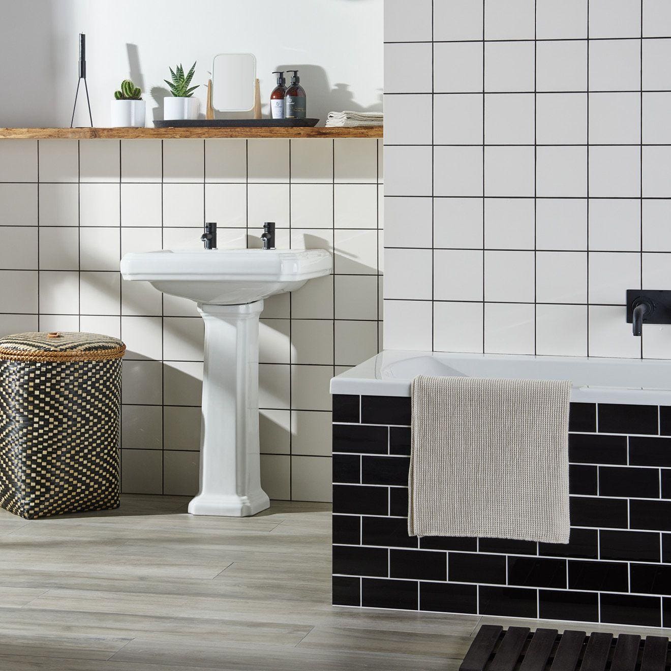 Daisy Satin Field Tile - Hyperion Tiles