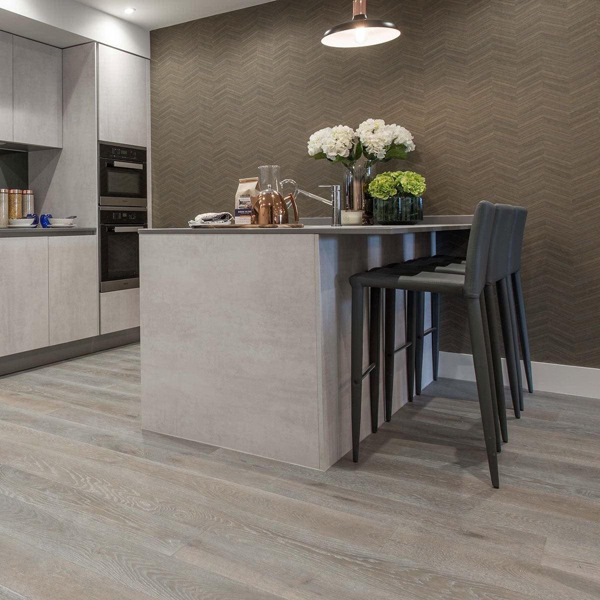 DC105 Deco Silver Haze - Hyperion Tiles