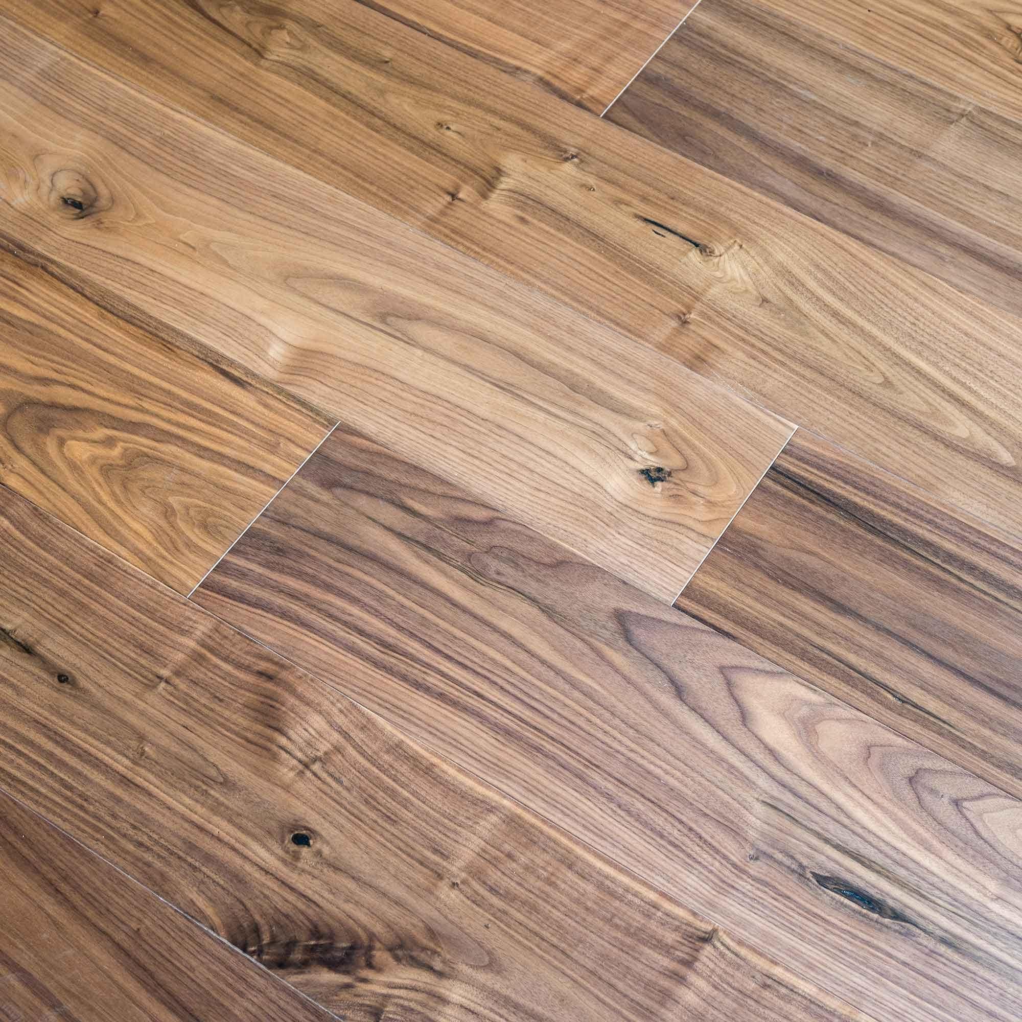 DC205 American Black Walnut - Hyperion Tiles