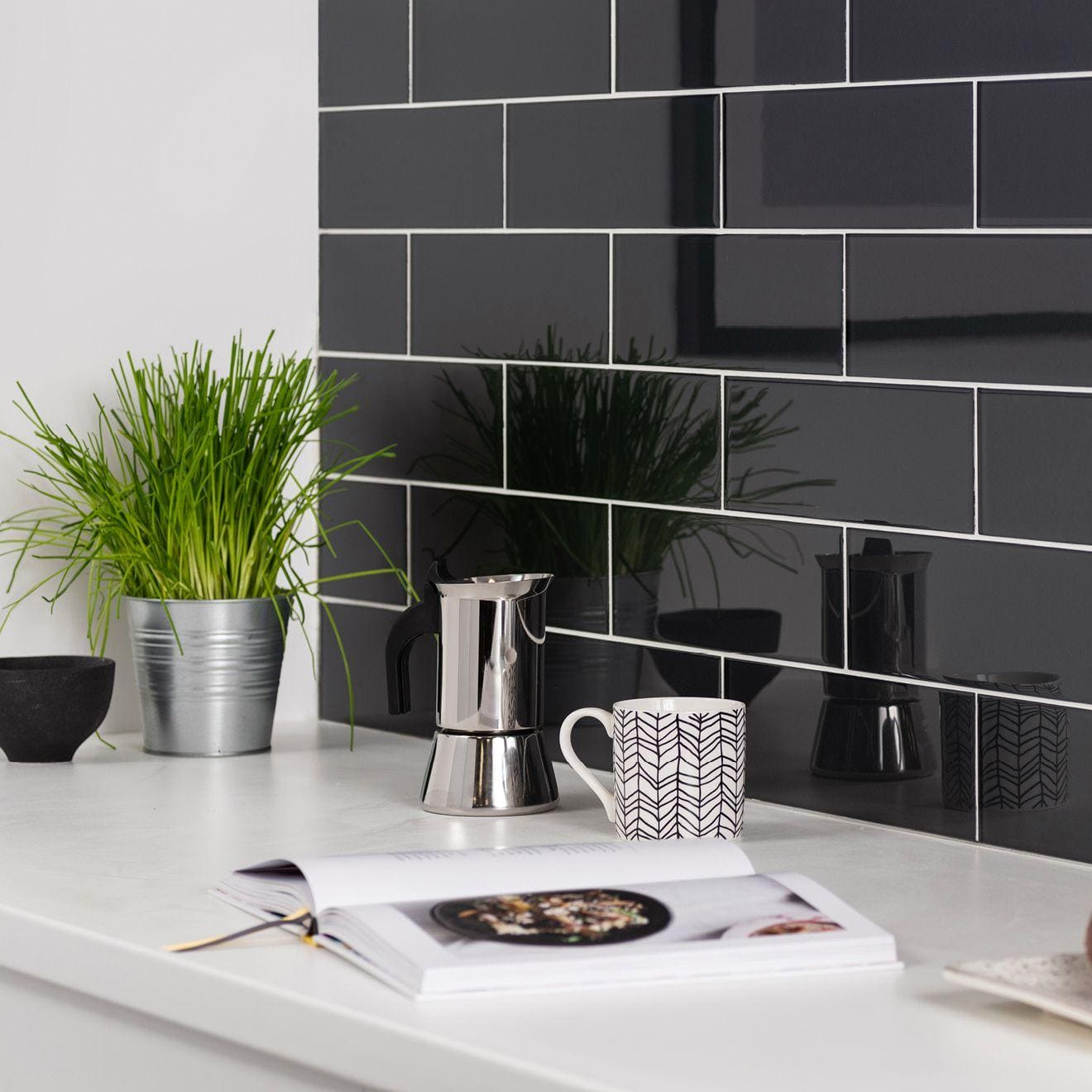 Hermes Metallica - Hyperion Tiles