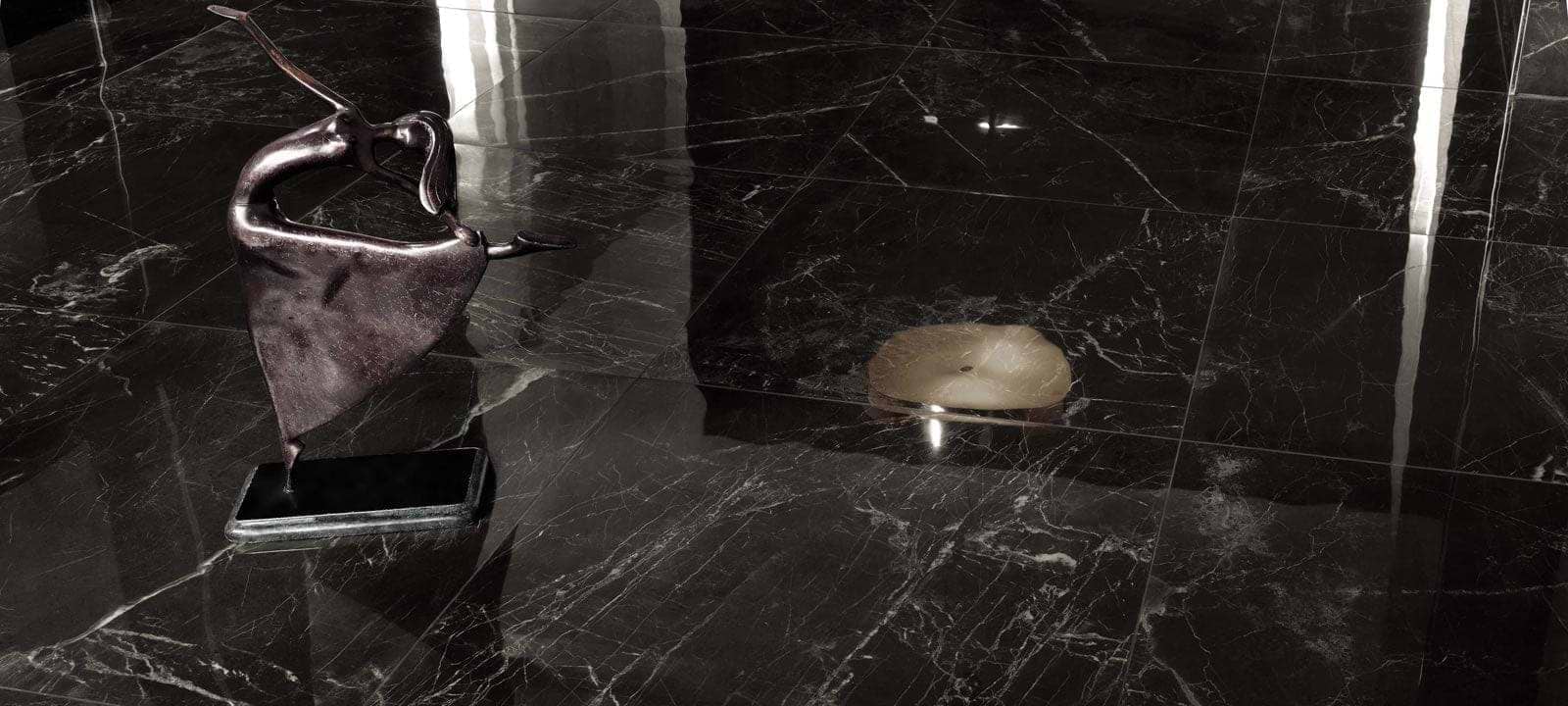 Marvel Noir Saint Laurent - Hyperion Tiles