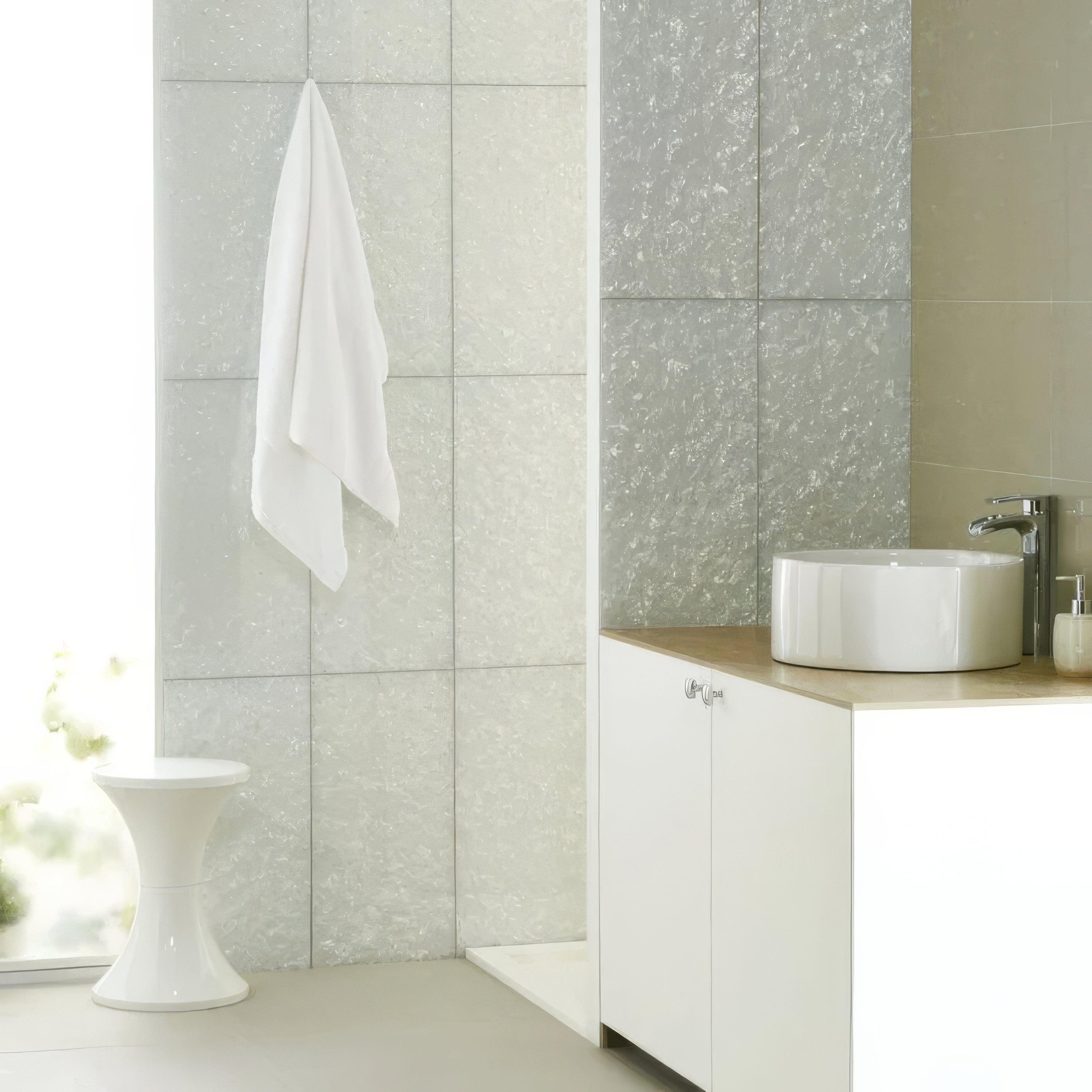 Arctic Crushed Pearl Decorative Glass - Hyperion Tiles