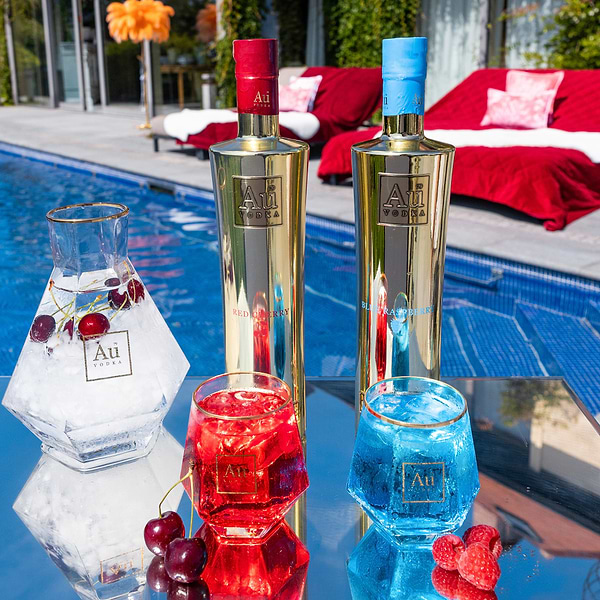 Au Vodka 2 Bottle Bundle & 2 FREE Diamond Cut Glasses