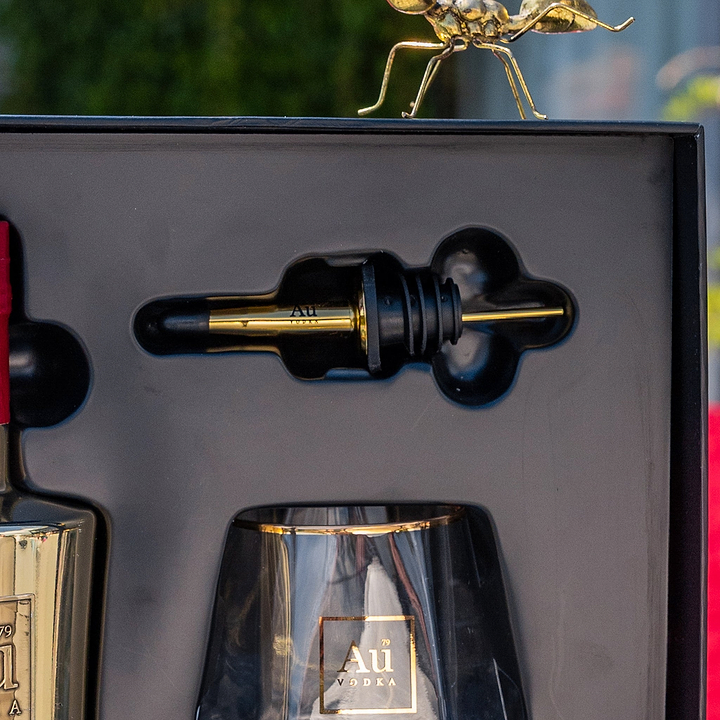Au Vodka Red Cherry Gift Pack