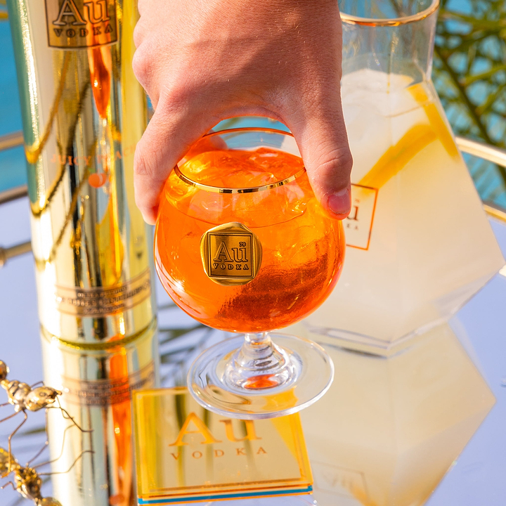 Au Stamp Glass