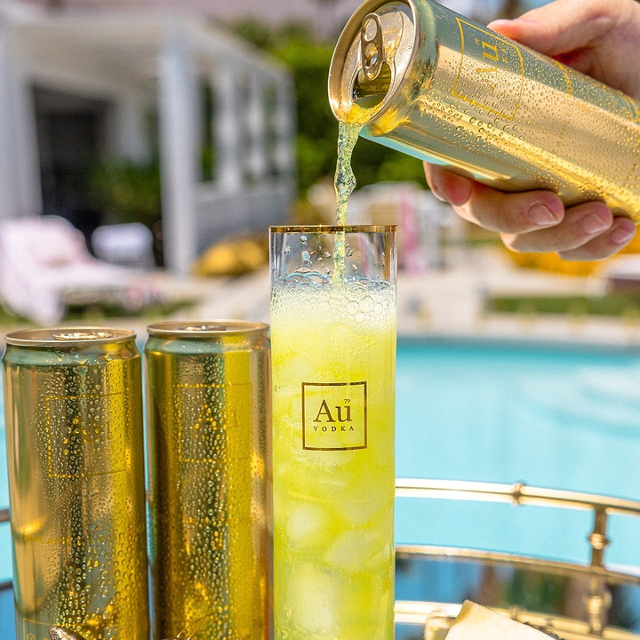 Au Vodka Pineapple Crush Pre-Mixed Cans
