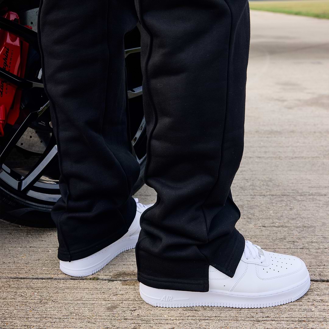 Au Signature Sweatpant - Black