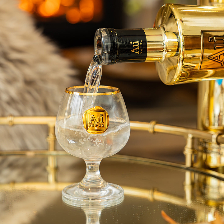 Au Stamp Glass