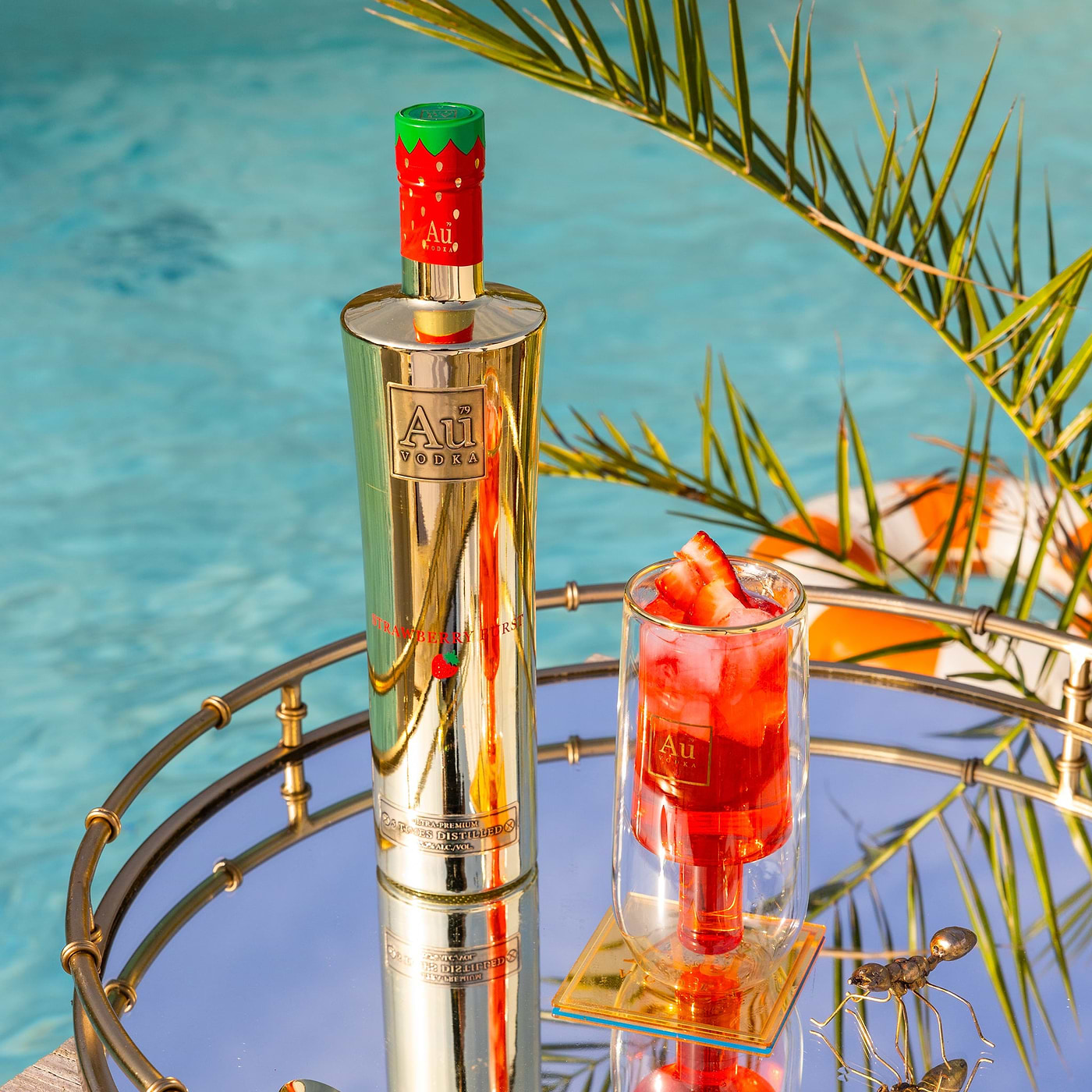 Au Vodka 70cl & Double Wall Bottle Glass Bundle