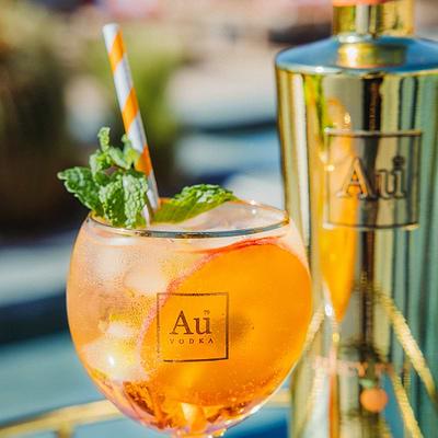 Au Limited Edition Peach Gold Stem Glass