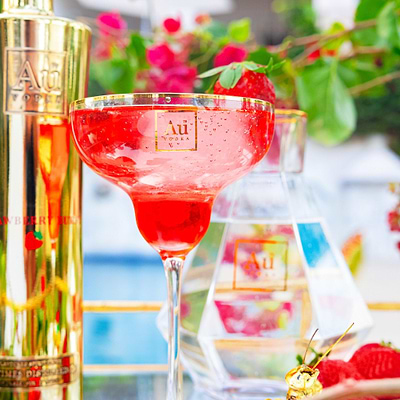 Au Vodka Strawberry Burst 70cl & Daiquiri Glass - Au Vodka