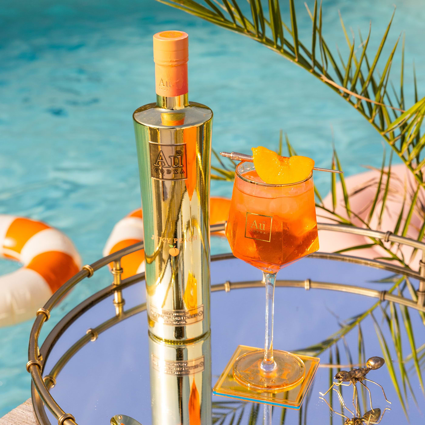 Any Au Vodka 70cl & Long Stem Diamond Cut Glass
