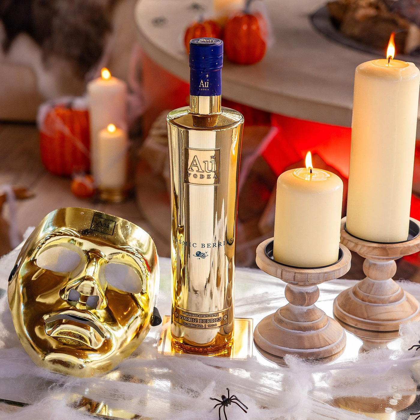 Au Vodka 70cl & Gold Mask