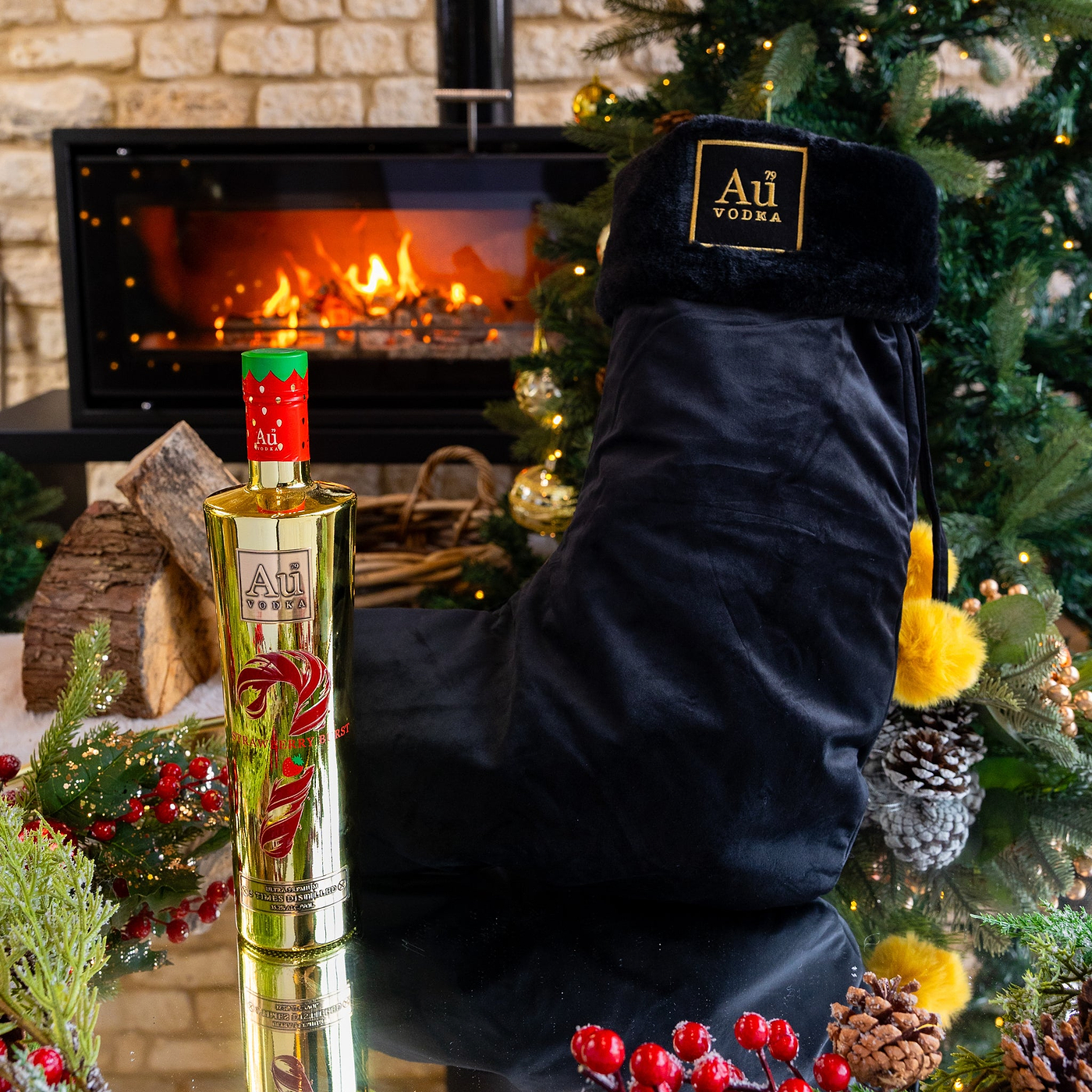 Au Vodka Christmas Edition 70cl & Christmas Stocking