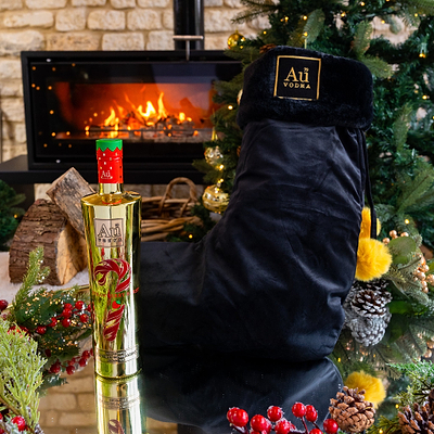 Au Vodka Christmas Edition 70cl & Christmas Stocking