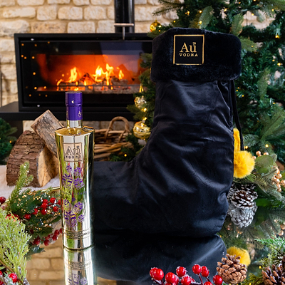 Au Vodka Christmas Edition 70cl & Christmas Stocking