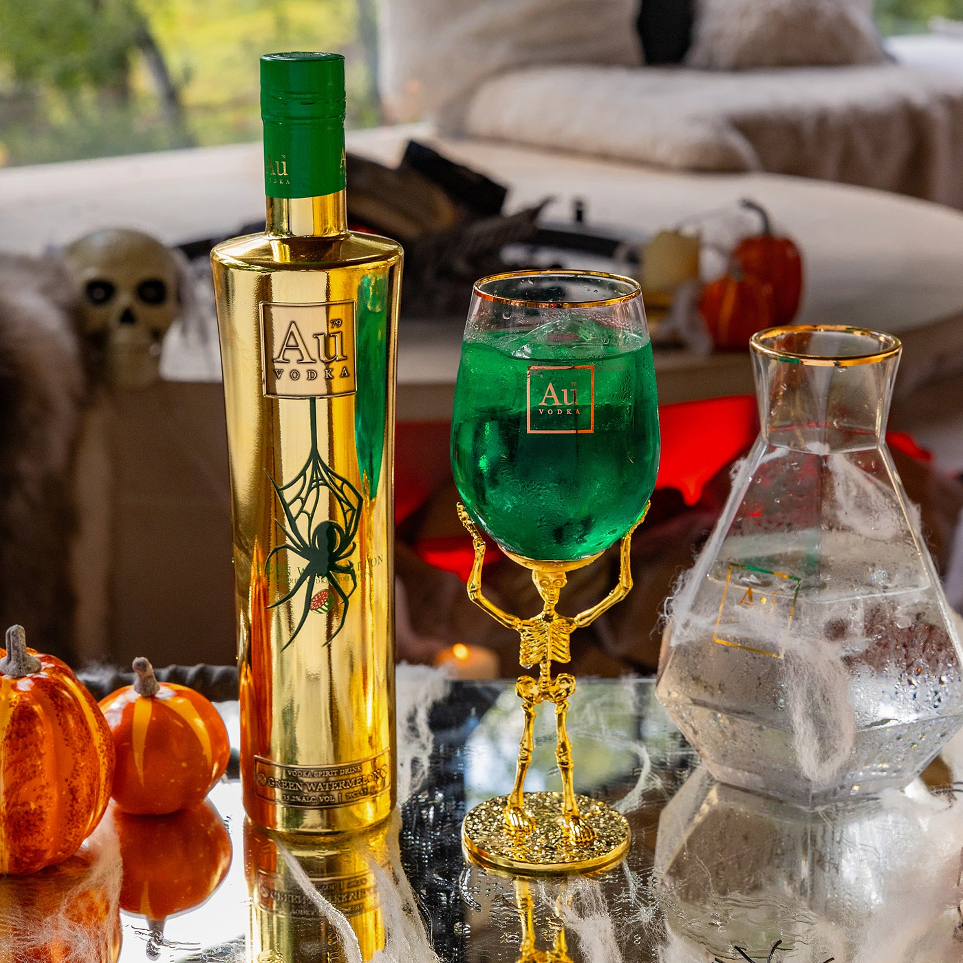 Au Vodka Limited Edition Halloween 70cl & Skeleton Glass