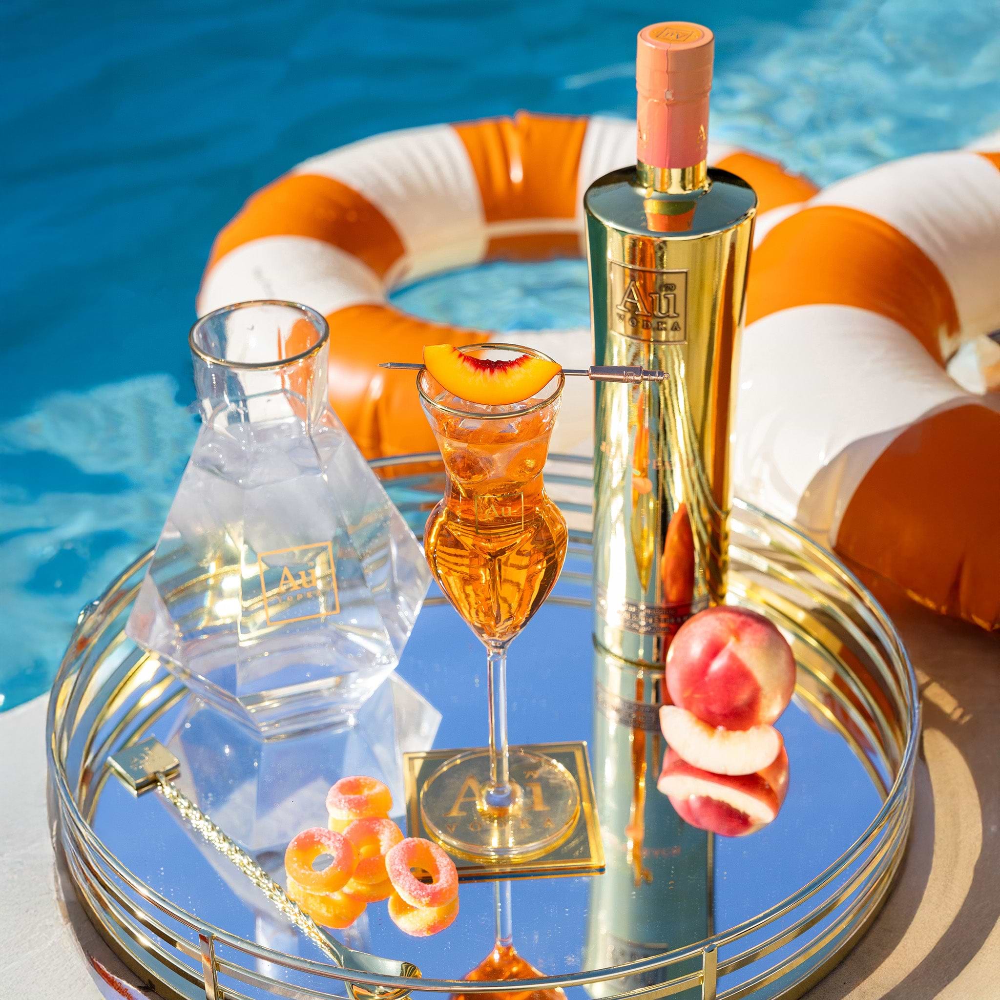 Au Vodka Juicy Peach 70cl & Body Glass