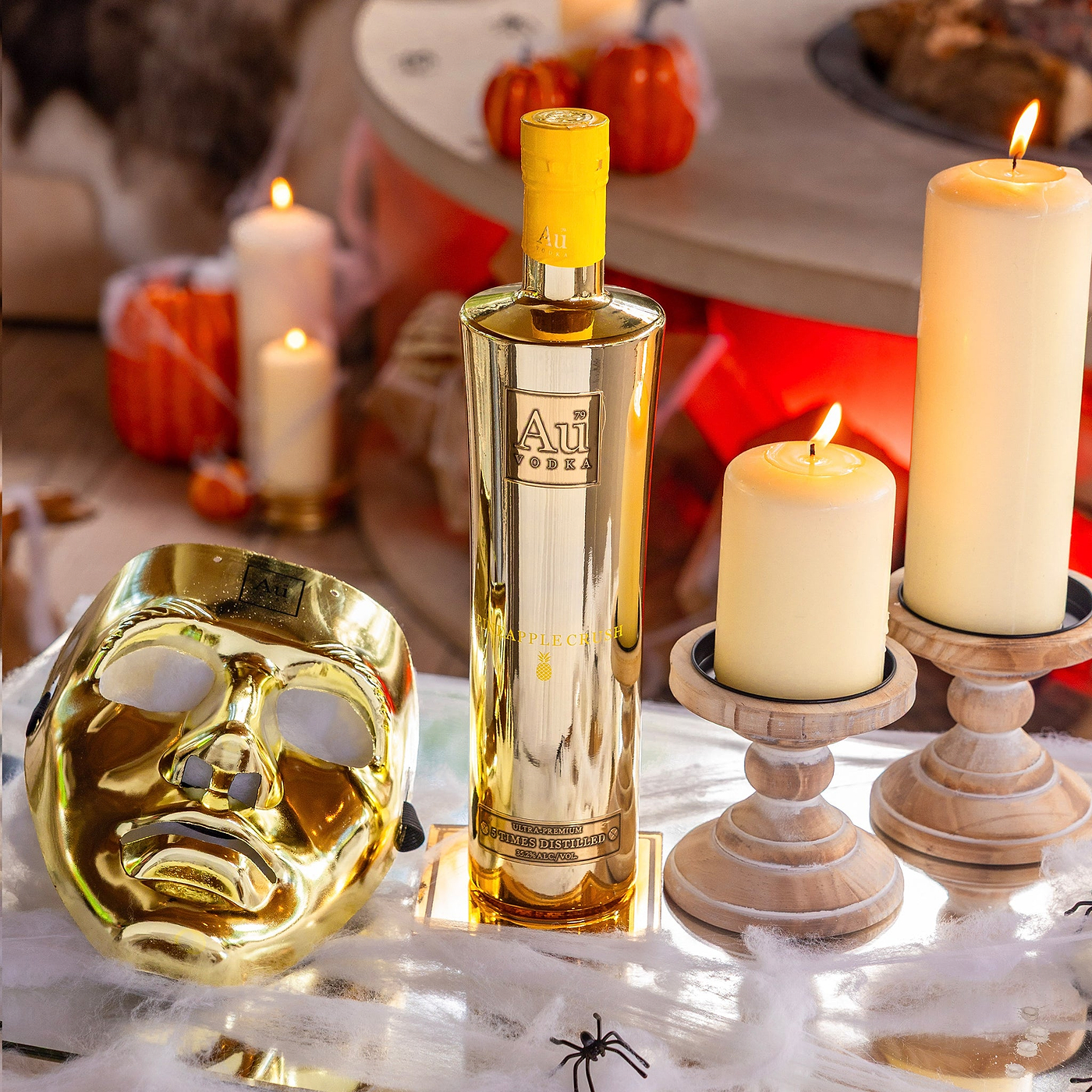 Au Vodka 70cl & Gold Mask