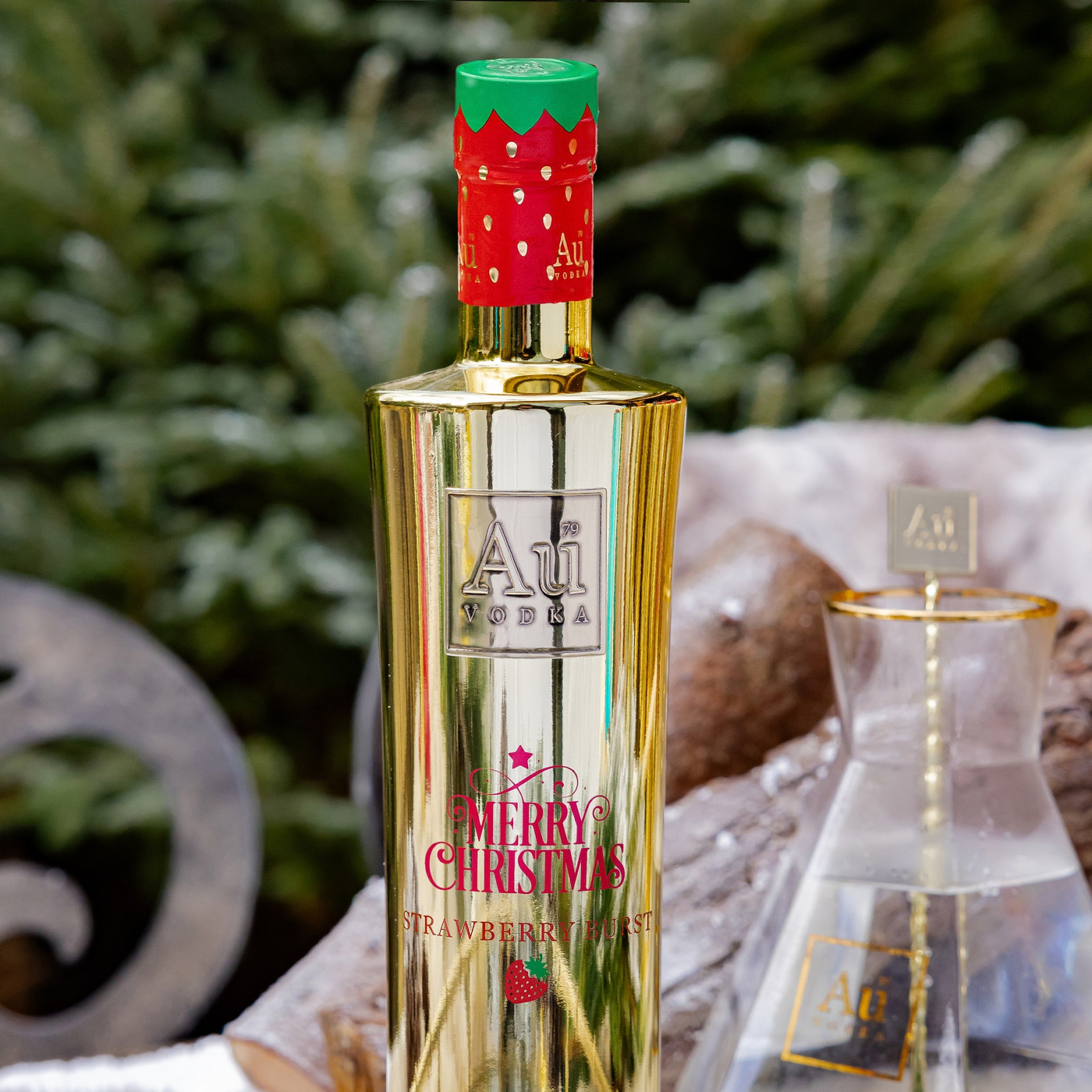 Au Vodka Merry Christmas Print Bottle