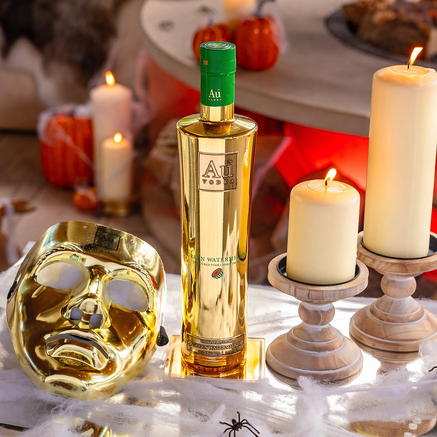 Au Vodka 70cl & Gold Mask