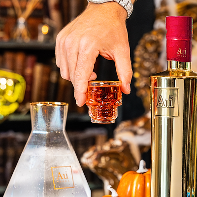 Au Vodka Red Cherry 70cl & Any Glass