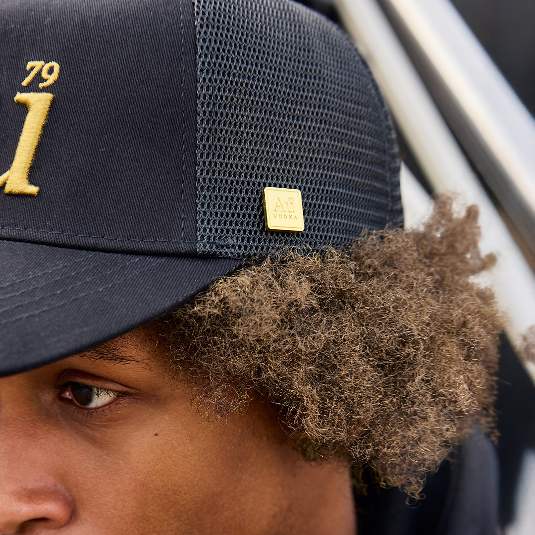 Au Signature Cap - Black/Gold