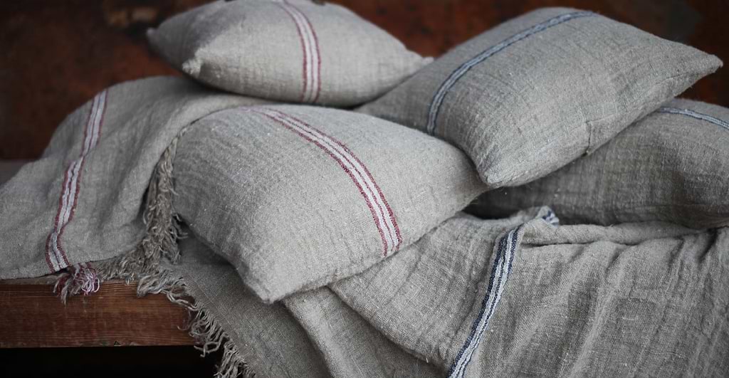 Textured linen throws and cushions