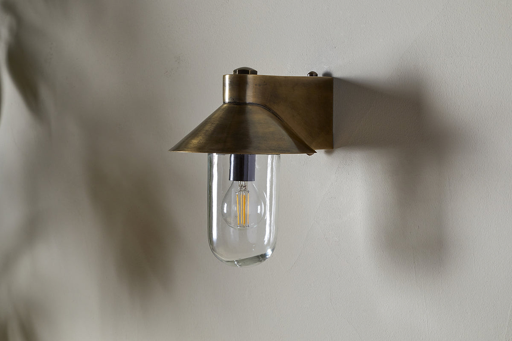 Singa Outdoor Wall Lamp - Antique Brass