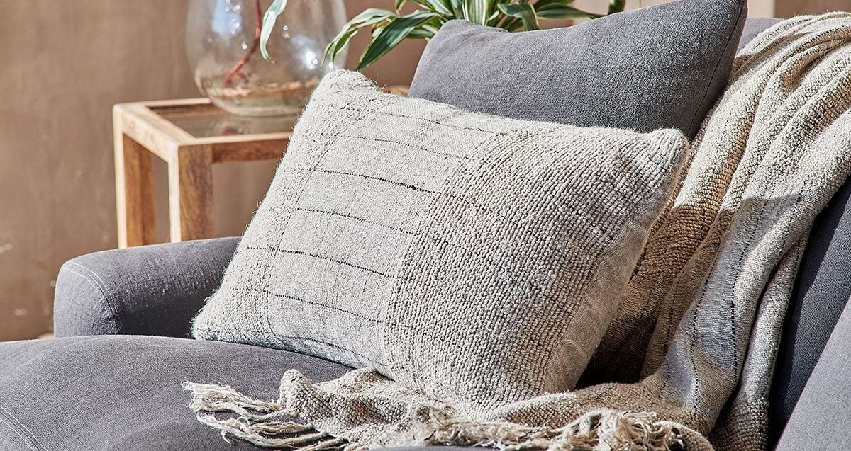 Cushions & Throws