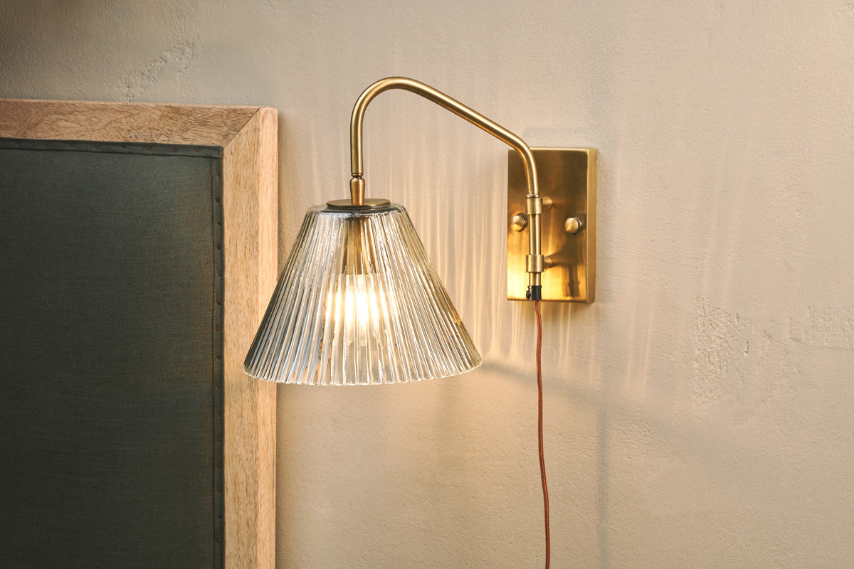 Akoli Glass Wall Lamp - Clear & Antique Brass