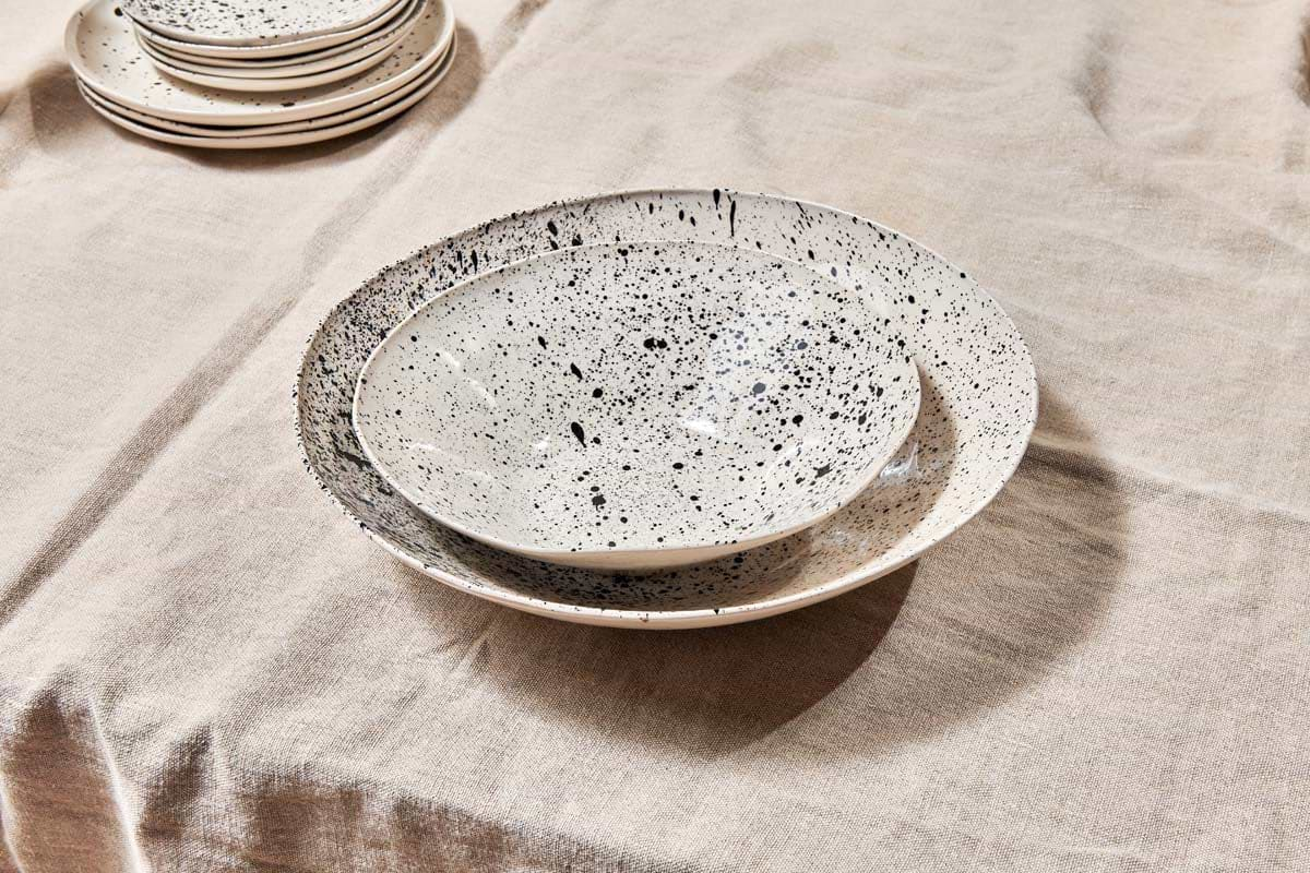 Ama Splatter Serving Bowl - Large-nkuku