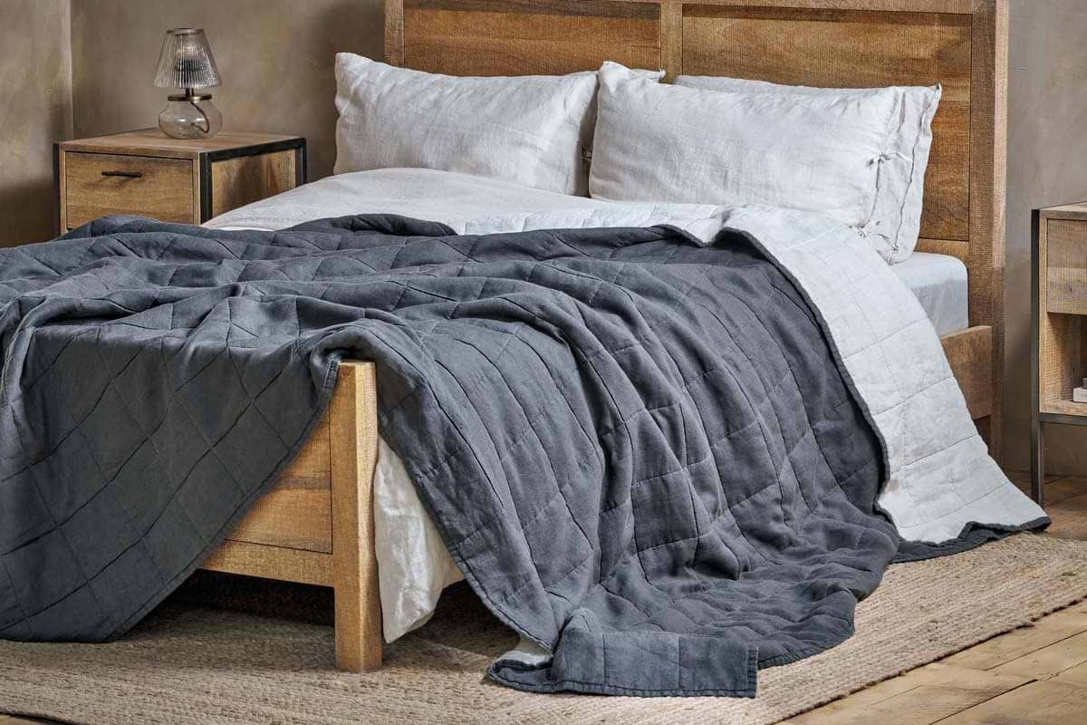 Amar Linen Bed Quilt - Charcoal-nkuku