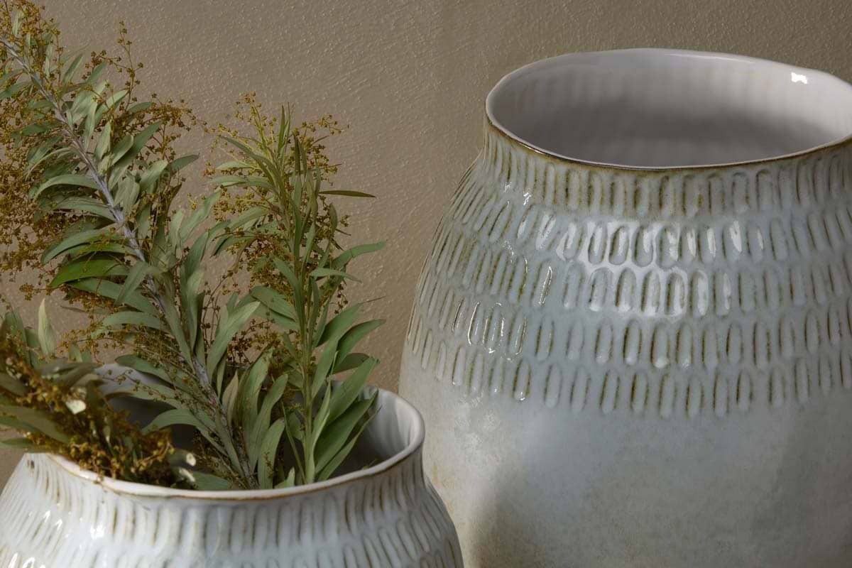 Anjuna Reactive Glaze Ceramic Vase - Off White-nkuku