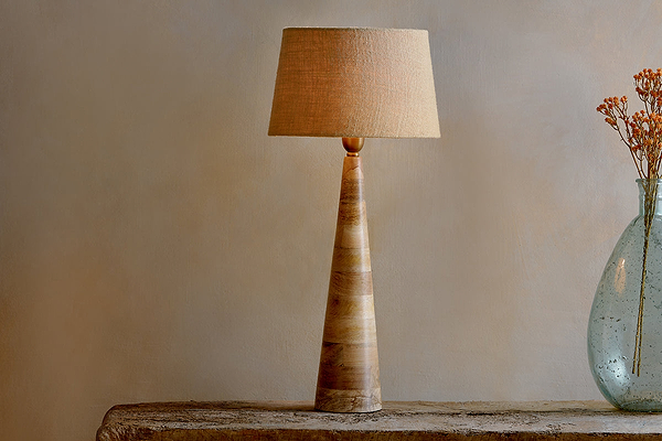 Chameli Mango Wood Table Lamp - Natural