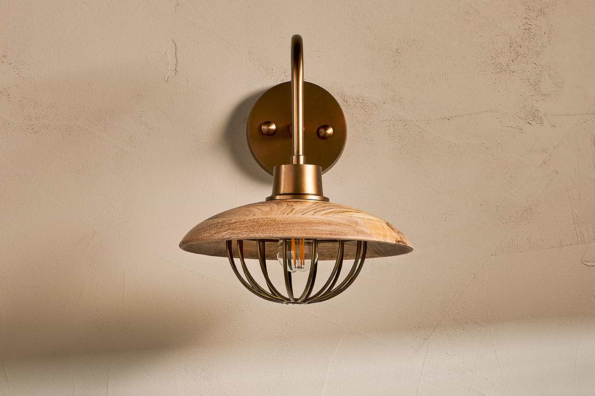 Chakai Mango Wood Wall Lamp - Natural & Antique Brass-nkuku