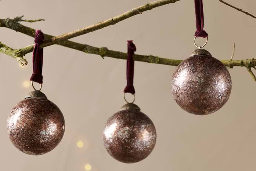 Darya Baubles - Antique Burgundy - (Set of 4)-nkuku