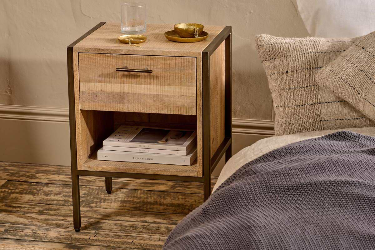 Dasai Mango Wood Bedside Table-nkuku