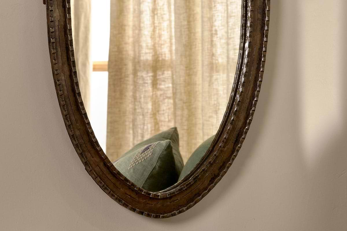 Drishti Oval Iron Mirror - Antique Black - Small-nkuku