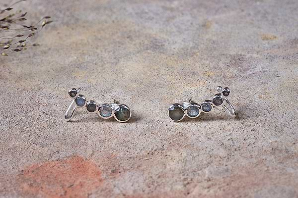 Elina Labradorite Ear Climber - Silver-nkuku