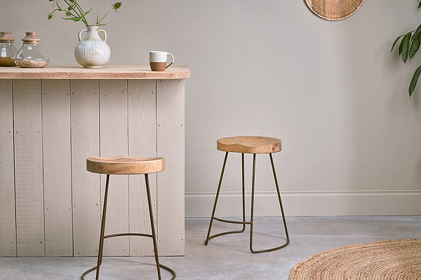 Loko Mango Wood Stool - Short-nkuku