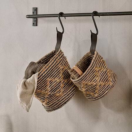 Mannu Cotton & Hemp Wall Hung Basket - Natural & Black
