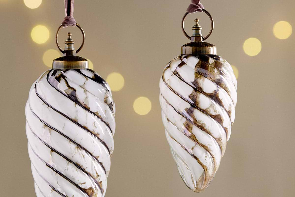 Maran Giant Bauble - Gold & Cream-nkuku