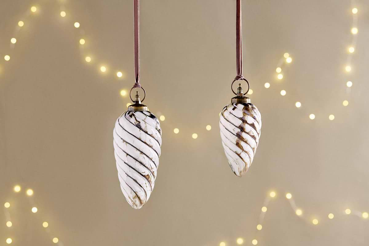 Maran Giant Bauble - Gold & Cream-nkuku