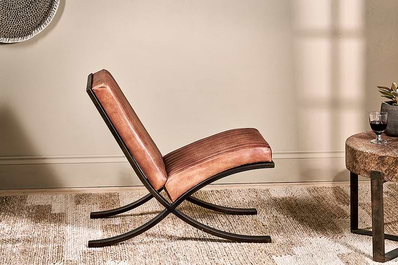 Narwana Ribbed Leather Lounger