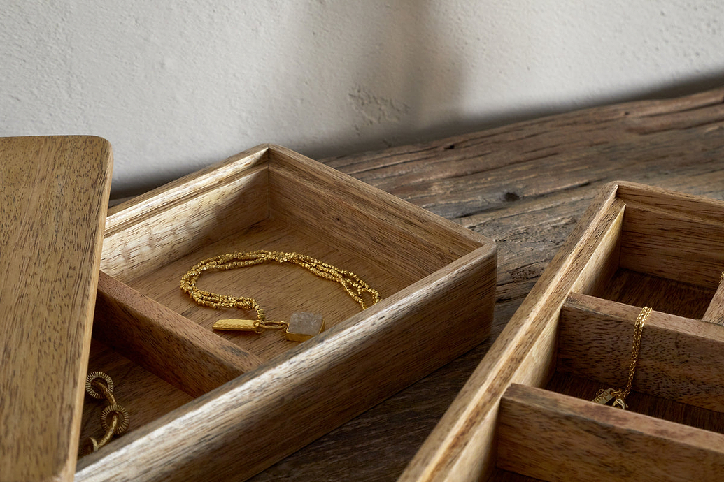 Chanya Mango Wood Jewellery Box - Natural