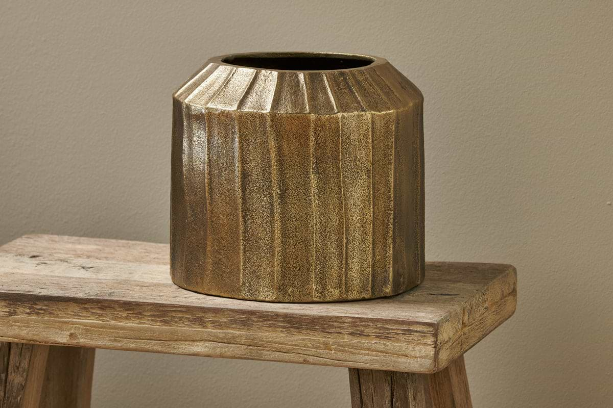 Nabara Cast Aluminium Planter - Antique Brass-nkuku