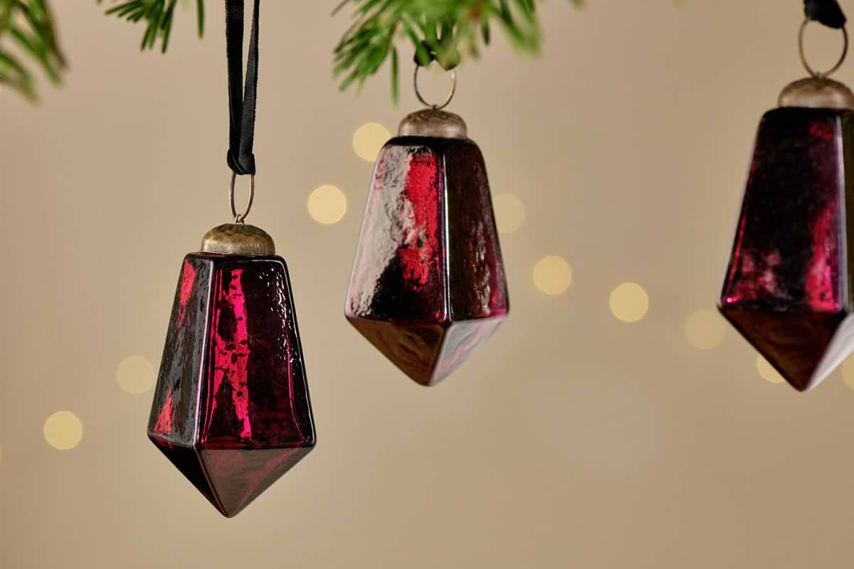 Ratnam Baubles - Ruby Large (Set of 4)-nkuku