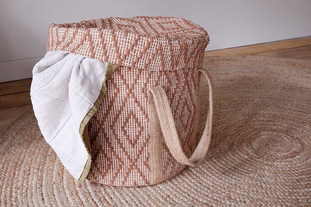 Renu Jute Laundry Basket - Rust & Natural-nkuku