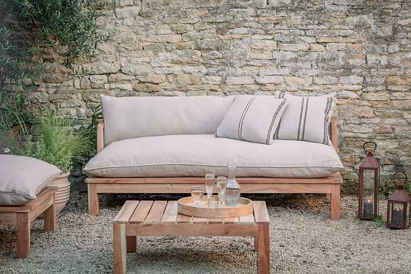 Sadhi Acacia Wood Outdoor Sofa-nkuku